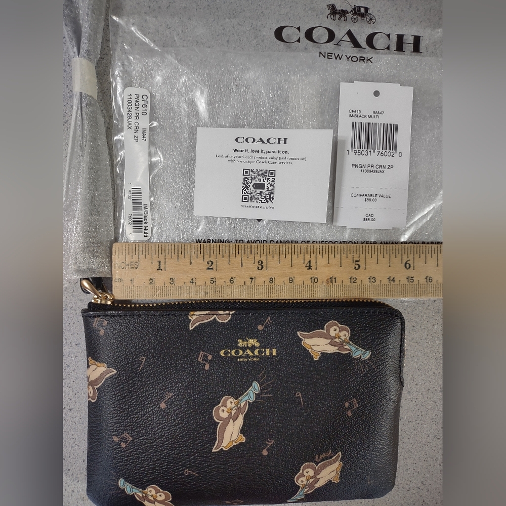 Firm Final Price!*Brand New!Coach Wristlet - Picture 3 of 4